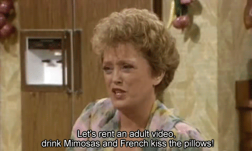 Rue McClanahan (as Blanche Devereux) has a great idea for day off (GIF)