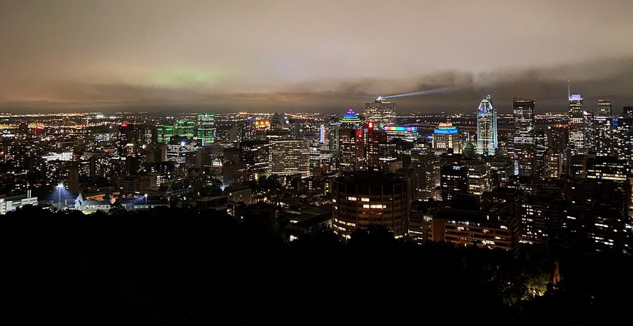 Panorama of Montréal in the fog, 2020