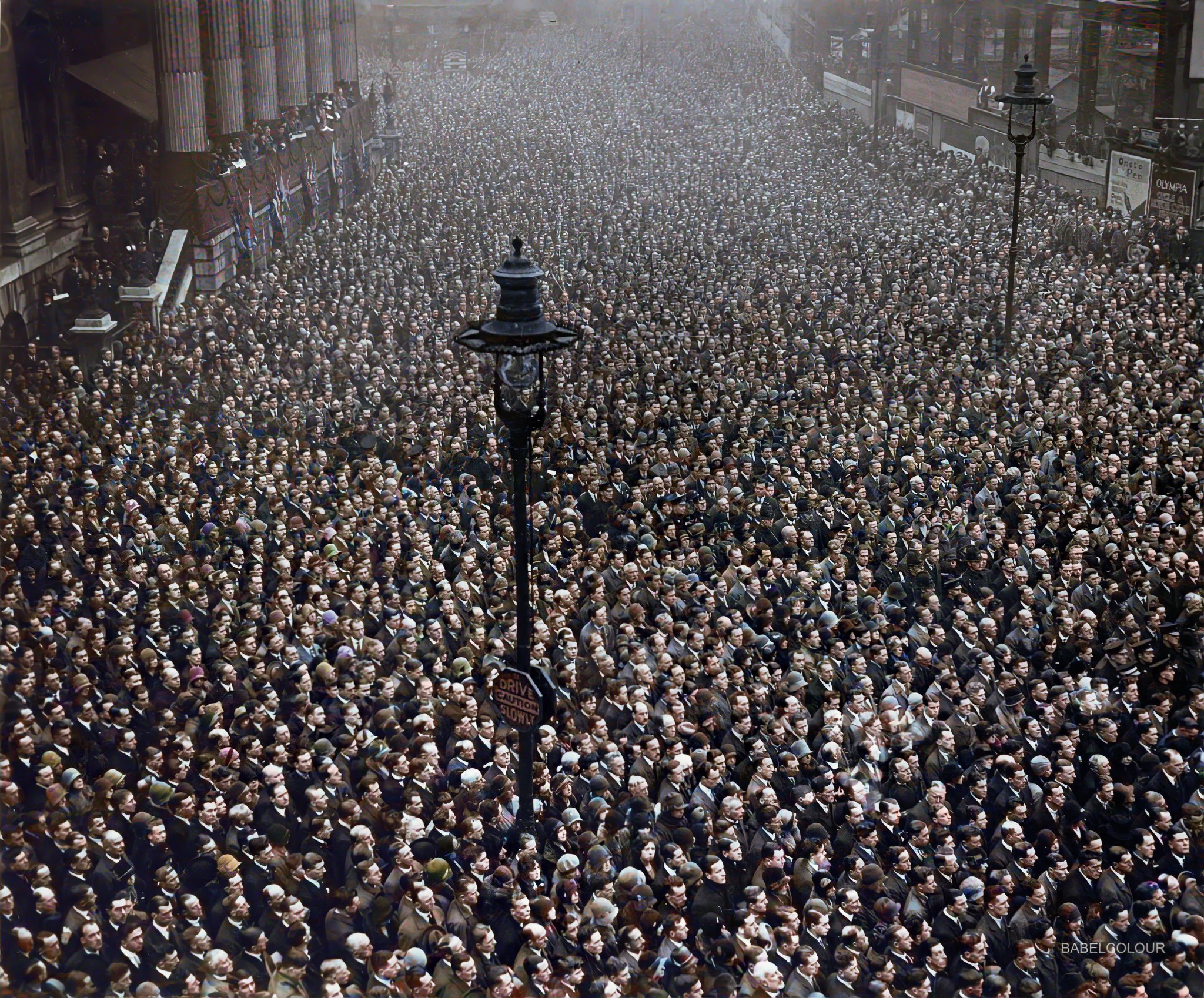Конец молчание. Конец первой мировой войны. Окончание первой мировой. Лондон 1918 год. Празднование окончания первой мировой войны.