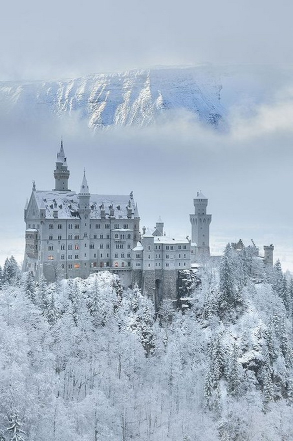 Neuschwanstein Castle, Bavaria, in winter